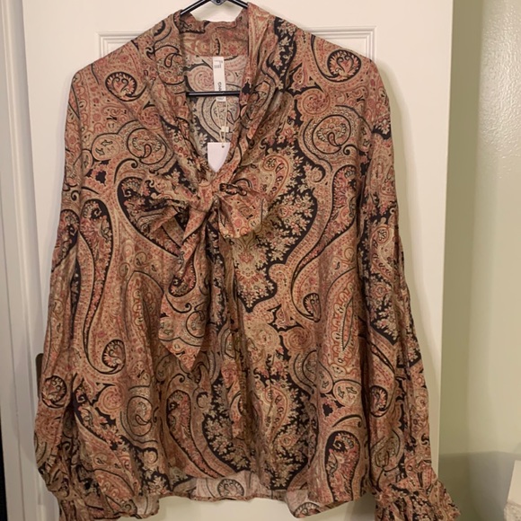 NWT MNG brand LONG SLEEVE BOUSE W/TIE - Picture 1 of 9